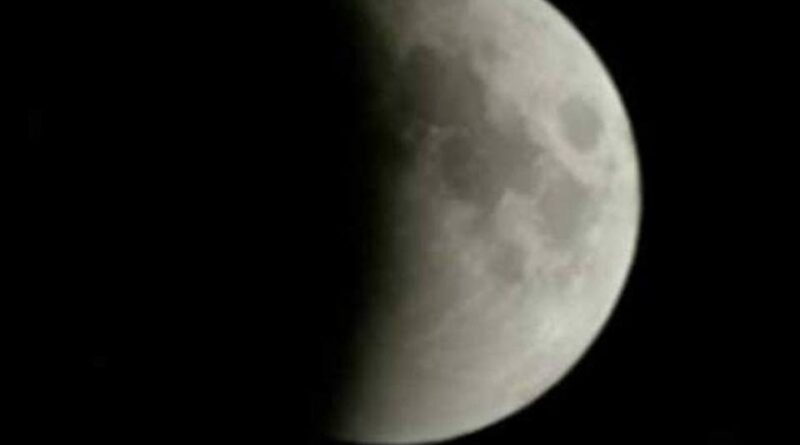 Eclipse lunar total mais longo desde 2022 acontece neste domingo (7)