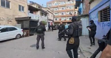 Polícias realizam operação contra facção na Zona Oeste do Rio