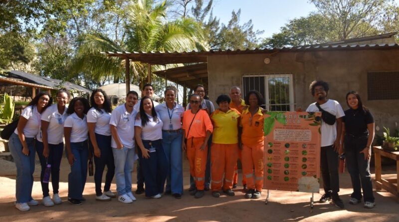 Futuros enfermeiros aprendem sobre plantas medicinais em viveiro da Clin