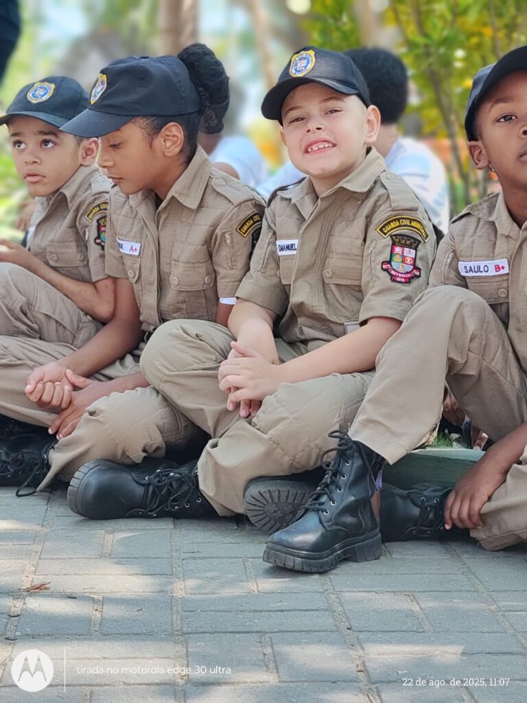 Desfile da Independência em Niterói ganha destaque com os Nikitinhos
