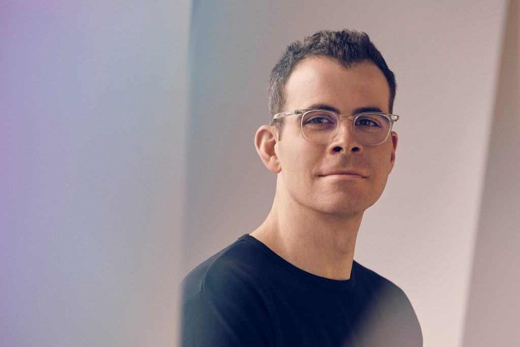 Instagram nega escuta de conversas no Brasil e explica anúncios