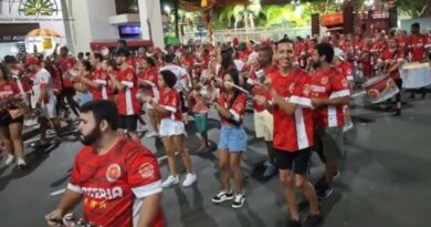 Viradouro dá início aos ensaios de rua em novembro