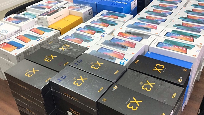 Anatel intensifica combate a celulares irregulares nos portos