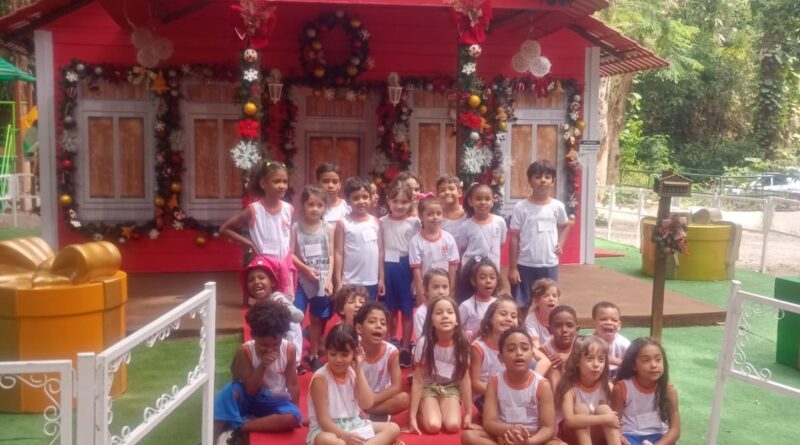 Circuito da cidade leva alunos a pontos turísticos de Niterói