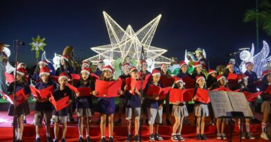 Natal Estrelado: Niterói Inaugura Iluminação com Carrossel e Presépio