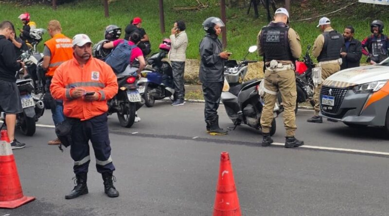 Prefeitura realiza ação de fiscalização contra motos barulhentas no Cantagalo