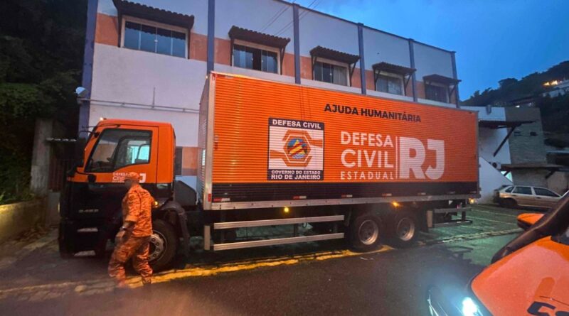 Governo do RJ intensifica apoio a cidades afetadas por fortes chuvas