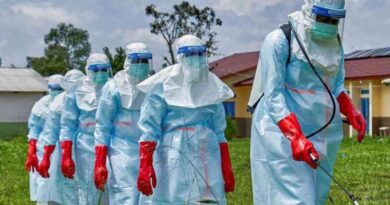 Ebola ameaça dez países africanos com mais de 900 registros suspeitos