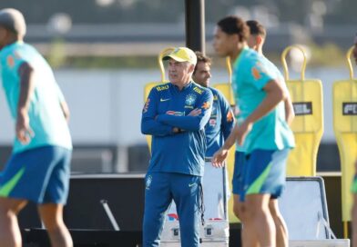 Brasil ajusta equipe para estreia e Ancelotti define base titular