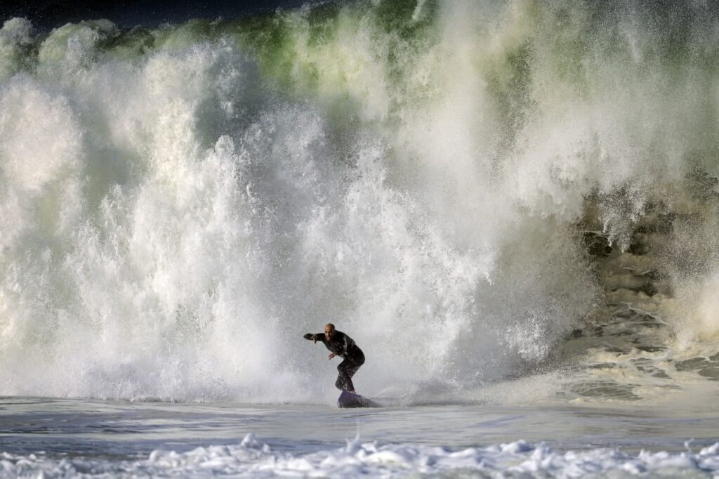 Itacoatiara Big Wave entra em alerta para swell