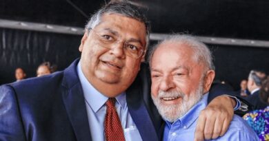 Fake News: Lula usa boato falso sobre Aparecida em entrevista; Dino libera postagens