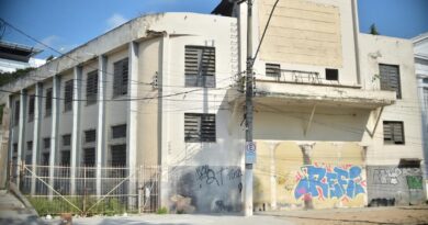 Teatro Leopoldo Fróes terá desapropriação e restauro
