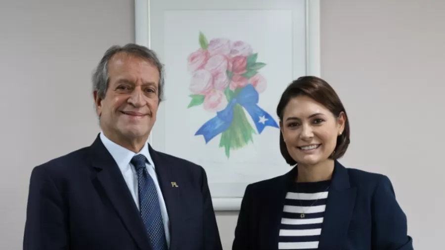 Viagem de Flávio aos EUA movimenta política após eleição conturbada 6 Viagem de Flávio aos EUA movimenta política após eleição conturbada